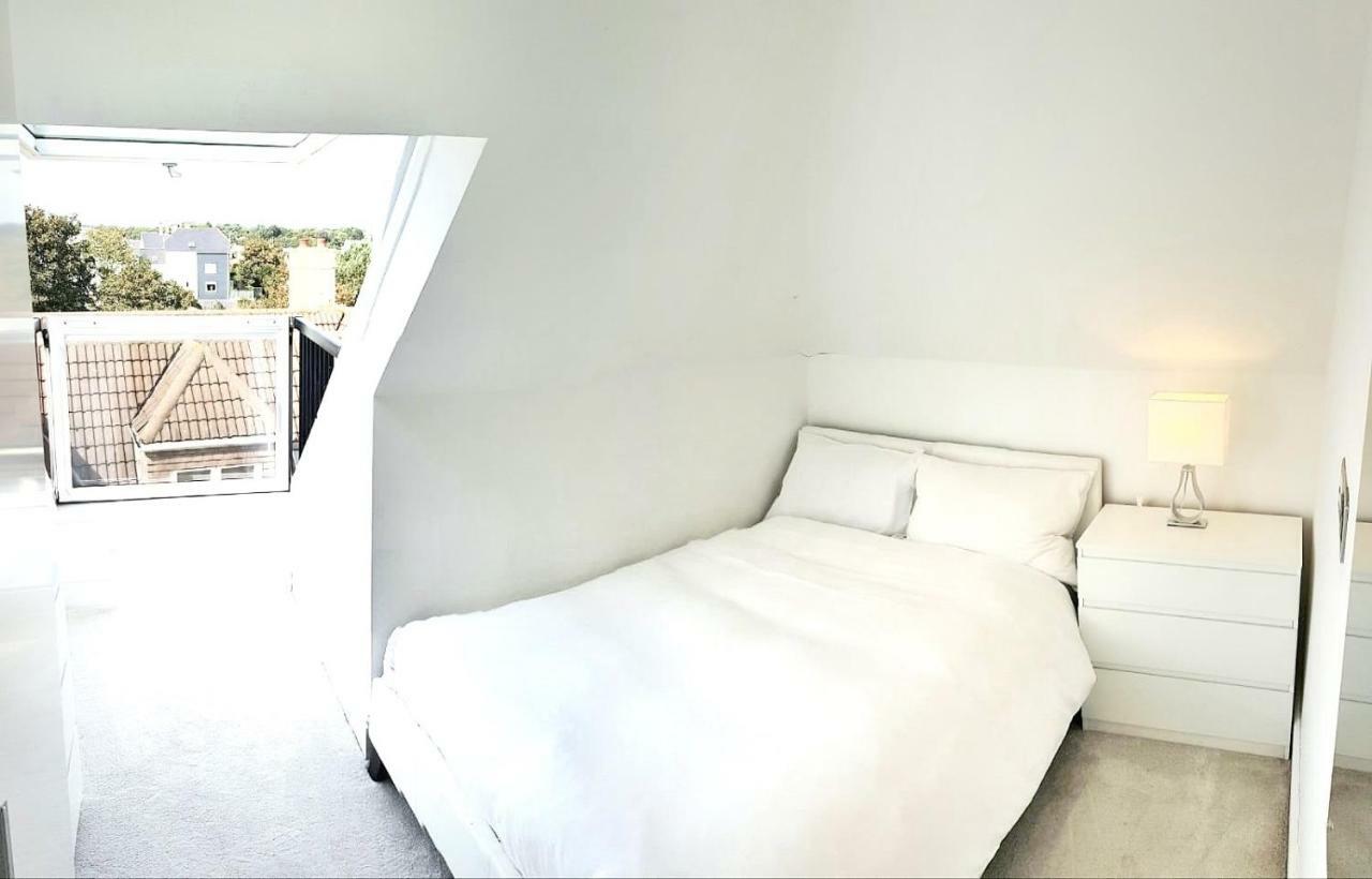 Stunning Luminous Penthouse/ 2Beds 2Baths Lägenhet Bournemouth Exteriör bild