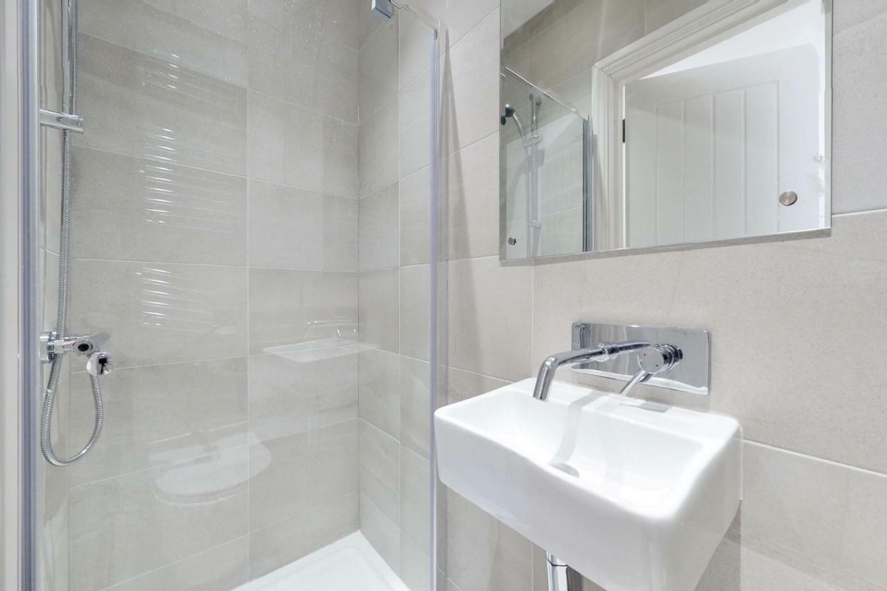 Stunning Luminous Penthouse/ 2Beds 2Baths Lägenhet Bournemouth Exteriör bild